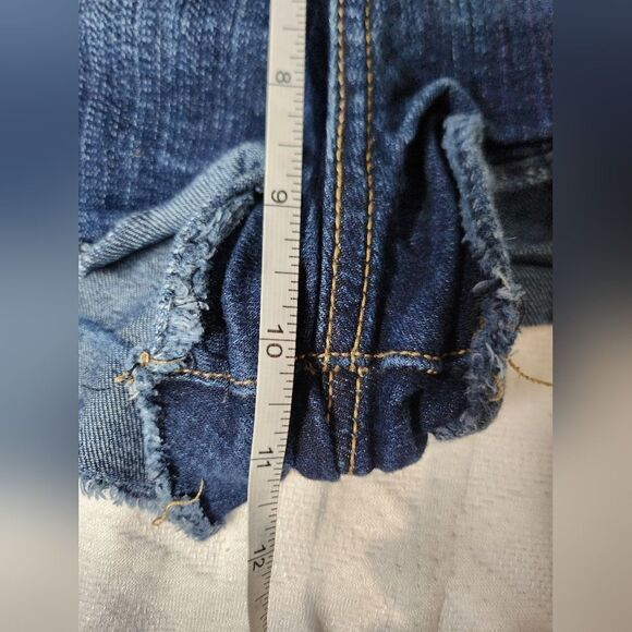 Abercrombie and Fitch high rise short shorts - Picture 5 of 5